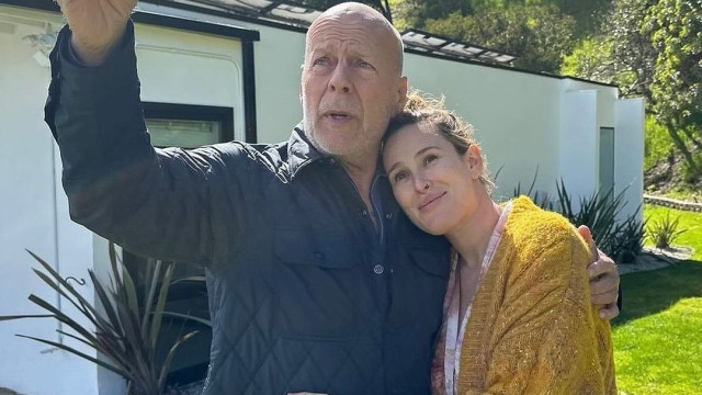 'É como se fosse um longo adeus', diz esposa de Bruce Willis sobre demência do ator