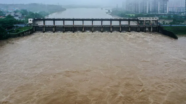 Deslizamento de terras no noroeste da China faz 21 mortos