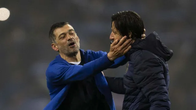 "Traidor"? Sérgio Conceição explica o que se passou com Vítor Bruno