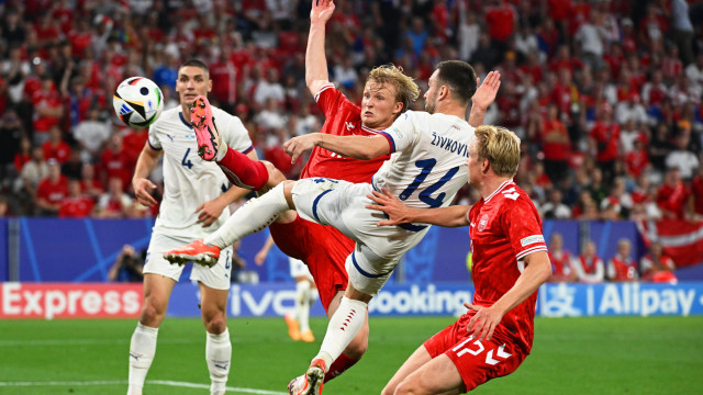 Sérvia eliminada do Euro'2024. Dinamarca defronta Alemanha nos 'oitavos'
