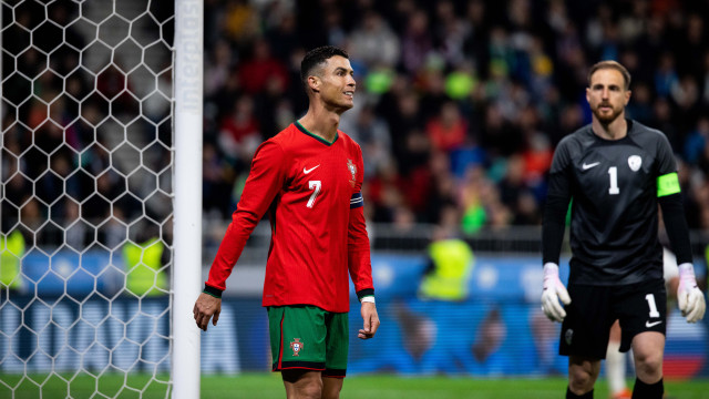 Cristiano Ronaldo dá o mote para os 'oitavos': "Vamos com tudo, Portugal"