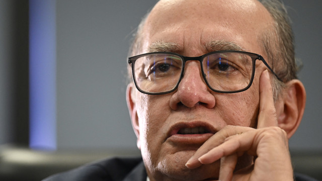 Gilmar diz que Moraes tem apoio e confiança do STF após decisão de prender Bolsonaro