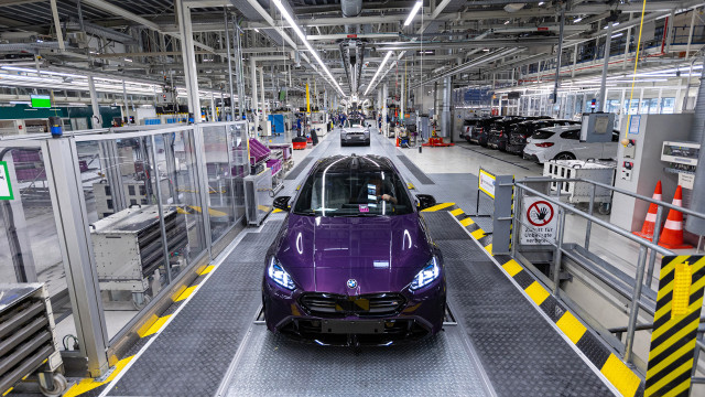 Novo Série 1 já está em produção na fábrica da BMW em Leipzig