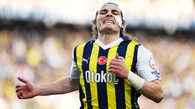 Oficial: Fenerbahçe, de José Mourinho, compra Söyüncü