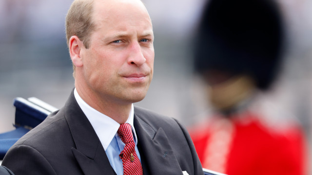 Vídeo de príncipe William a andar de trotineta elétrica torna-se viral