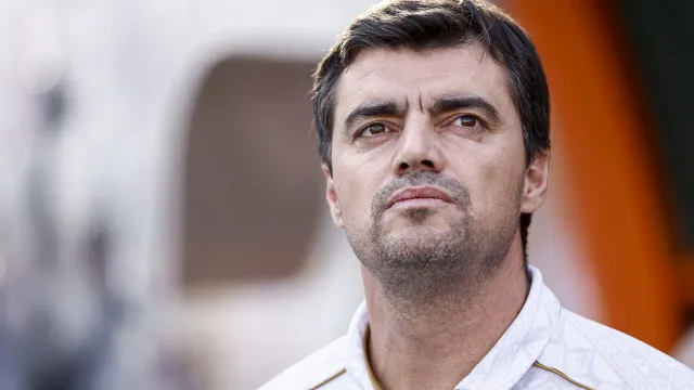 
                    Oficial: Pedro Gonçalves é o novo treinador do FAR Rabat
                