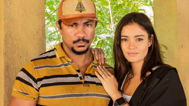 Sophie Charlotte confirma término com Xamã