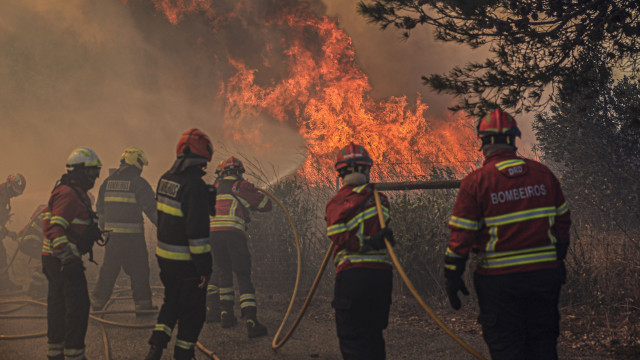 Posto de comando do incêndio em Azeméis muda para Travanca