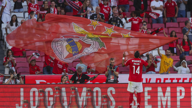 Pavlidis faz as delícias dos adeptos e já marca no Estádio da Luz