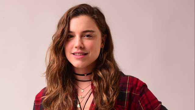 Alice Wegmann, Maria Gadú, Carol Castro e outros artistas celebram condenação de Bolsonaro