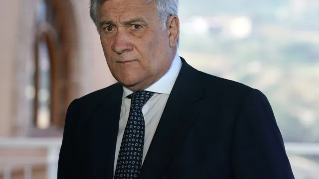 
                    Itália pede à UE sanções contra ministro israelita que humilhou ativistas
                