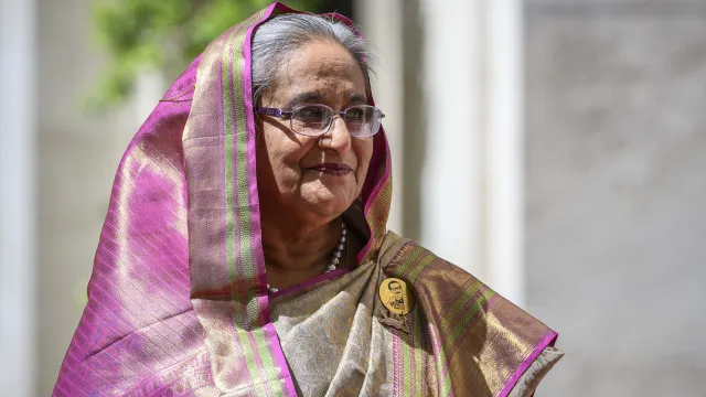 Ex-primeira-ministra Hasina anuncia regresso ao Bangladesh em dezembro
