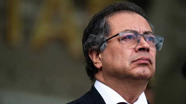 Presidente cessante da ColÃ'mbia reitera alegaÃ§Ãµes de fraude eleitoral