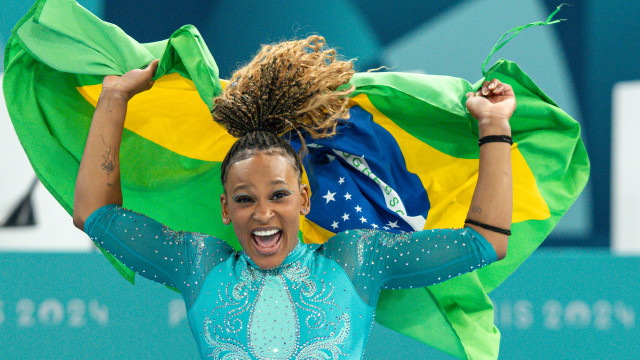 Rebeca Andrade anuncia que não disputará mais provas de solo