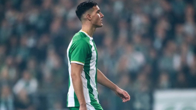 Atenção, FC Porto. Hammarby rejeita propostas por Deniz Gul