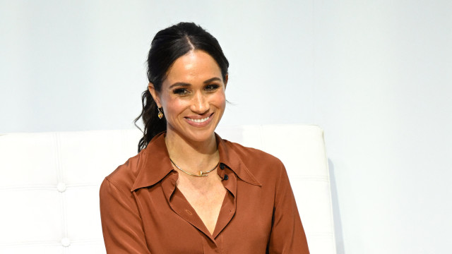 Meghan Markle é acusada pela irmã de ignorar pai após amputação