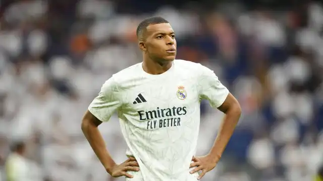 Terá o Real Madrid apagado Mbappé de foto após acusação de violação?