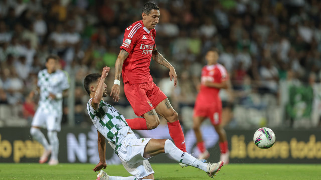 Benfica volta a deslizar contra Moreirense e Roger Schmidt fica em apuros