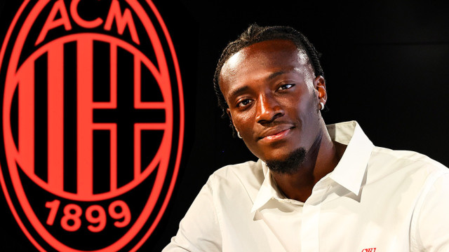 Oficial: Tammy Abraham cedido ao AC Milan, de Paulo Fonseca