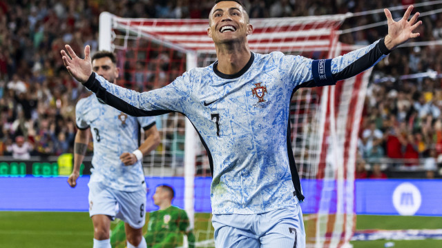 Nem golo 900 cala os críticos: "Cristiano Ronaldo custou caro a Portugal"