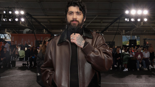 Quem és tu? Zayn Malik  assume novo 'look' em Nova Iorque