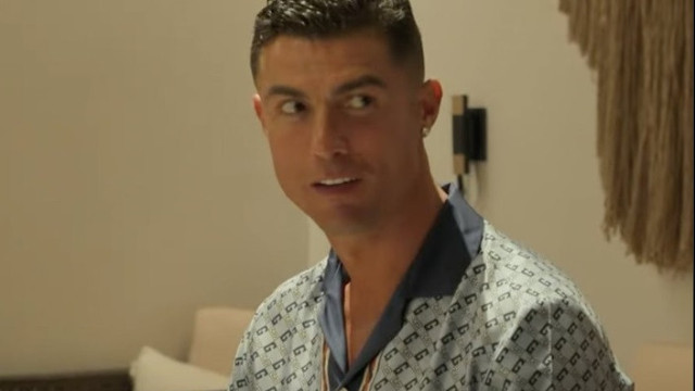 "Quem é a pessoa mais famosa que conhecem?". CR7 'em choque' com resposta