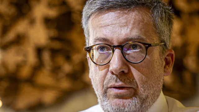 PS em Lisboa regista "alguma perplexidade" por Moedas ser comentador político