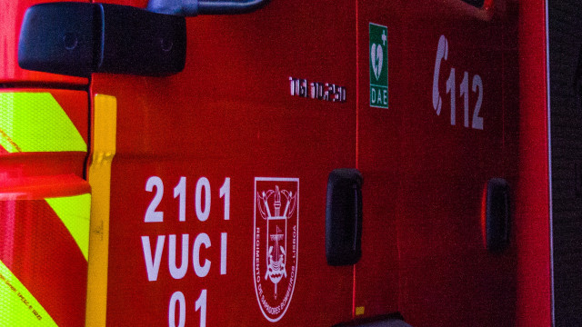 Carro atacado após jogo de hóquei em Lisboa. Dois adeptos hospitalizados