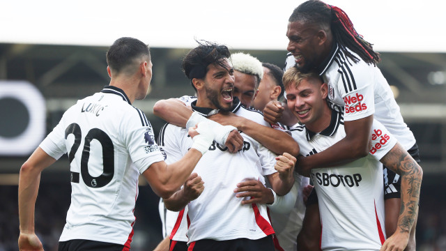 Fulham, de Marco Silva, 'verga' Newcastle e já 'morde' a Champions