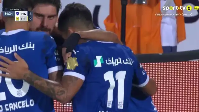 Rúben Neves brilhou no triunfo do Al HIlal com estas assistências