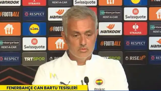 "Falta de respeito". Mourinho explica ausência em conferência de imprensa