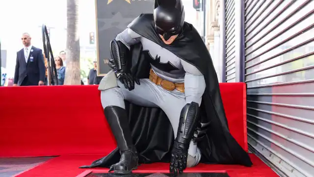 Batman é o 1.º super-herói com estrela no passeio da fama em Hollywood