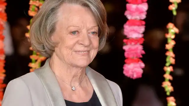 Da família real a Emma Watson: Famosos reagem à morte de Maggie Smith