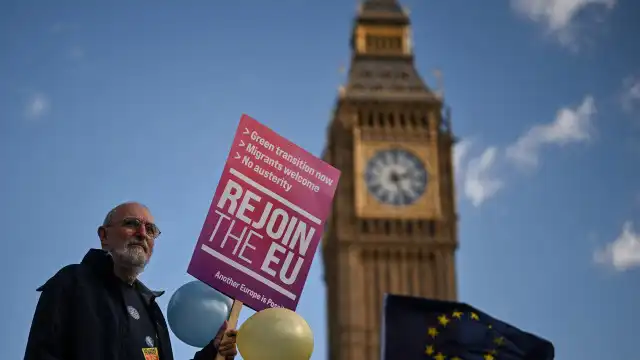 Centenas manifestaram-se em Londres pelo regresso do RU à União Europeia