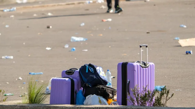 
                    Redução da ajuda ameaça mais de oito milhões de refugiados e deslocados
                