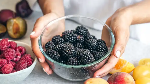 Para emagrecer, tenha sempre em casa estas 10 frutas baixas em calorias