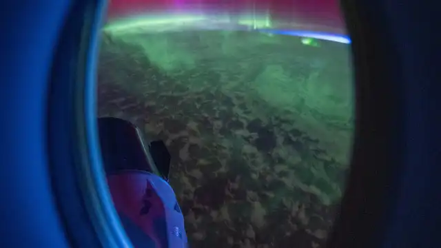 Astronauta volta a deslumbrar com imagens de auroras vistas do Espaço