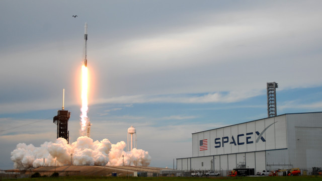 Itália assina acordo com SpaceX de Musk para fazer experiências em Marte