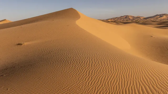 A pedra, não a água, determinou fixação humana nos desertos árabes