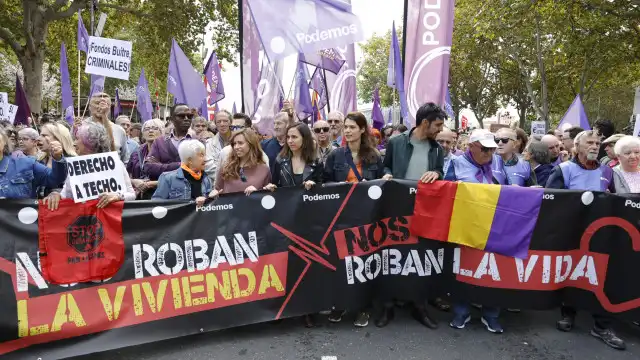 Manifestação pela redução das rendas leva milhares às ruas de Madrid