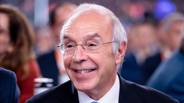 Marques Mendes divulgará lista de clientes