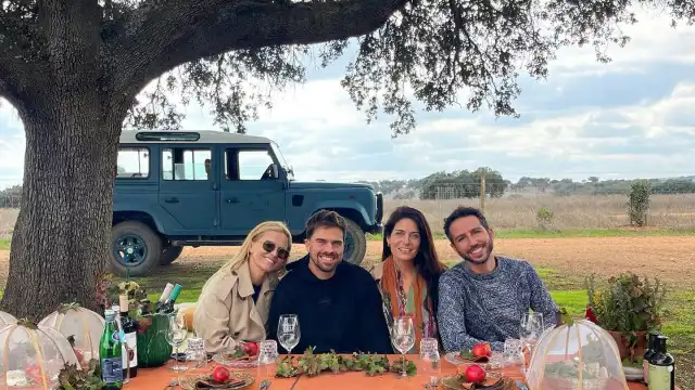 Cristina Ferreira junta namorado e amigos em escapadinha no Alentejo