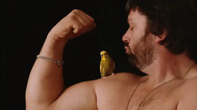 Morreu Geoff Capes, o homem mais forte do mundo e das 12.000 calorias/dia