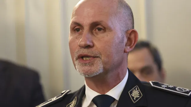 
                    Diretor nacional da PSP manifesta solidariedade ao agente que matou Odair
                