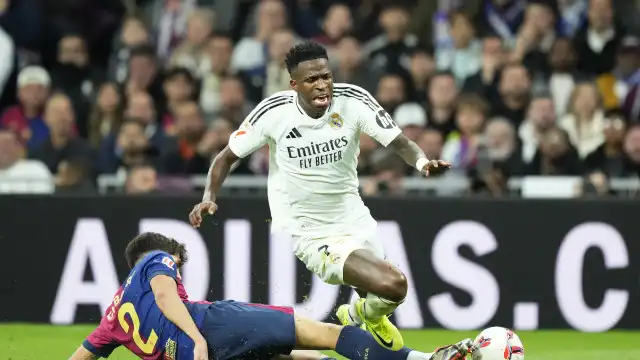 Vinícius após racismo no Real Madrid-Barcelona: "Esses criminosos..."