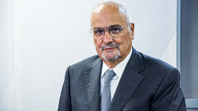 
                    Negociar lei laboral? CCP: 