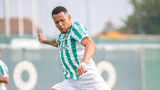 Jogo de 'pergunta e resposta' entre Rio Ave e Casa Pia acaba com impasse 