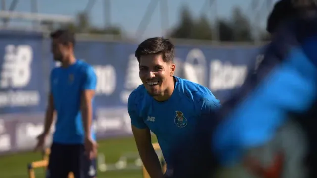 Foi assim o último treino do FC Porto antes da viagem para Roma