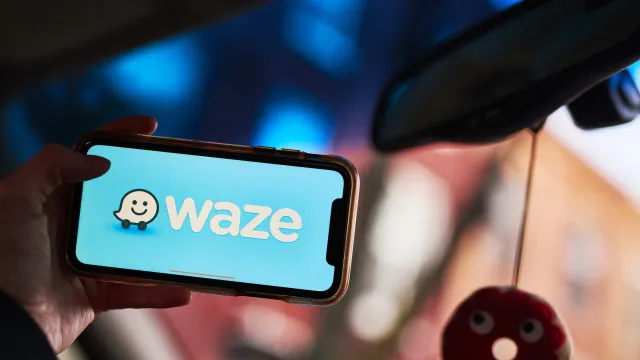 Como alterar o idioma (e a voz) no Waze