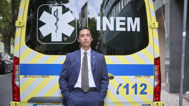 
                    CPI ao INEM suspende trabalhos e volta a chamar Sérgio Janeiro
                